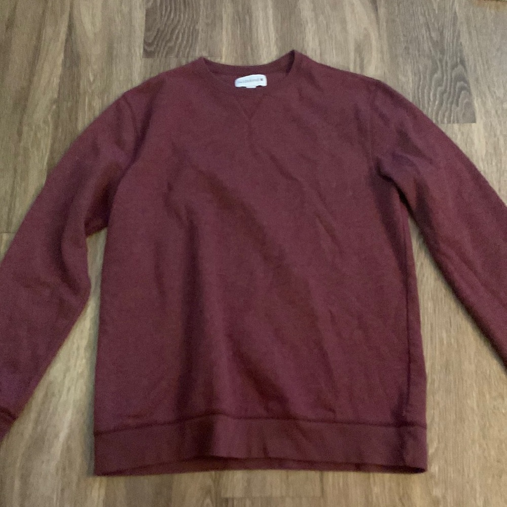 Maroon pullover sweater